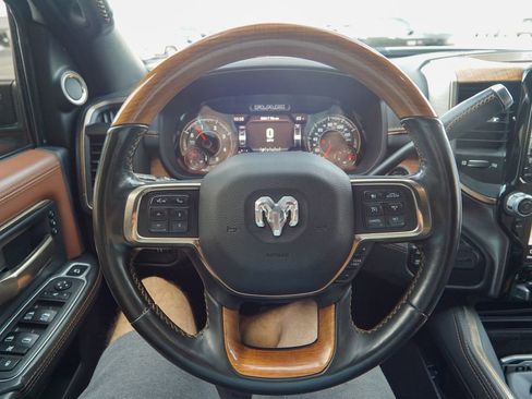 Used 2022 RAM 2500 Limited AWD/4WD image 25