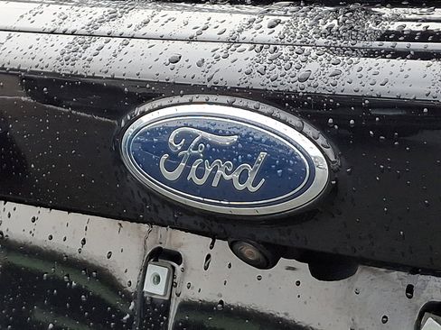 Used 2019 Ford Escape SE image 31