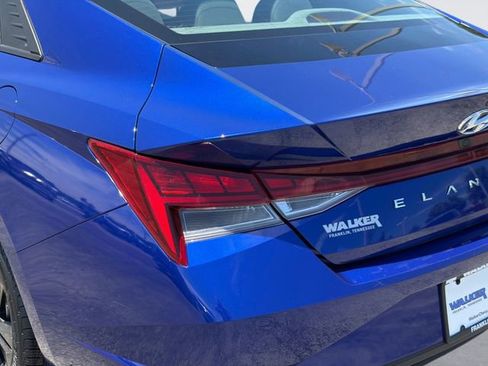 Used 2023 Hyundai Elantra Blue FWD image 11