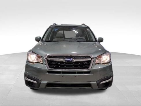 Used 2018 Subaru Forester 2.5i Premium w/ All-Weather Package image 10