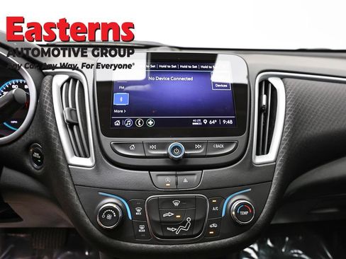 Used 2023 Chevrolet Malibu LS FWD image 11