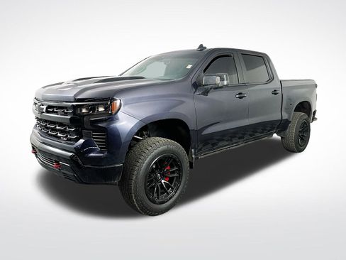Used 2022 Chevrolet Silverado 1500 LT Trail Boss w/ Convenience Package II image 4