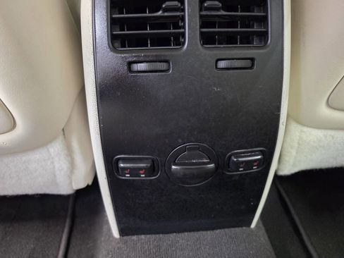 Used 2009 Lincoln MKS AWD image 20