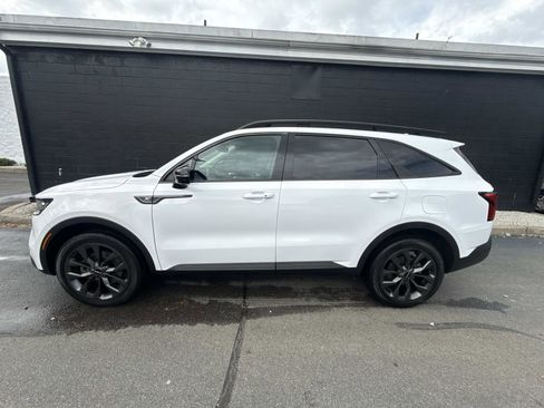 Used 2022 Kia Sorento SX Prestige image 6