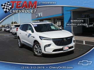 Used 2023 Buick Enclave Essence w/ Experience Buick Package AWD/4WD video 1