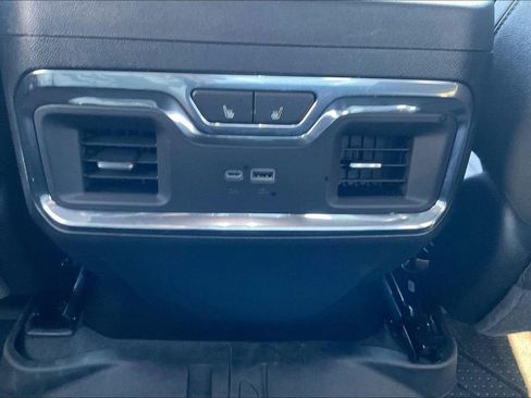 Used 2026 Chevrolet Silverado 1500 High Country image 11