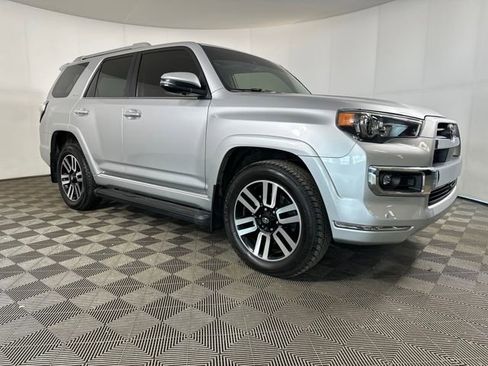 Used 2023 Toyota 4Runner Limited image 2