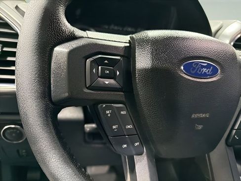 Used 2016 Ford F150 XLT w/ Equipment Group 302A Luxury image 27