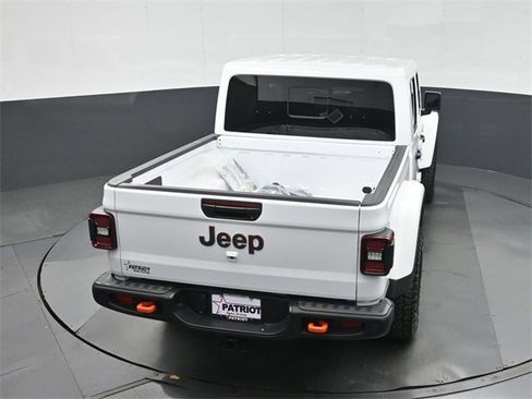 New 2025 Jeep Gladiator Mojave image 29