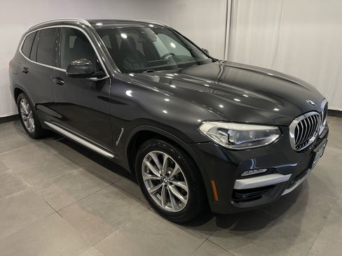 Used 2019 BMW X3 xDrive30i w/ Premium Package AWD/4WD image 3