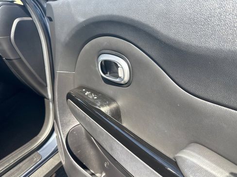 Used 2015 Kia Soul ! w/ Sun & Sound Package image 12