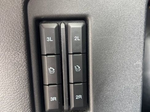 Used 2024 Ford Expedition Max Limited image 14