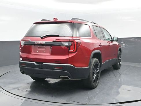 Used 2023 GMC Acadia SLT w/ Elevation Edition image 16