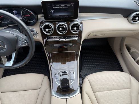 Used 2019 Mercedes-Benz GLC 300 4MATIC Coupe image 11