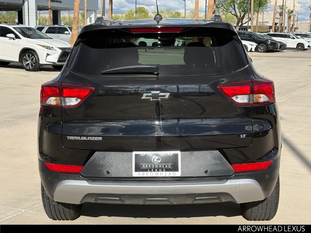 Used 2021 Chevrolet TrailBlazer LT w/ Convenience Package FWD image 5