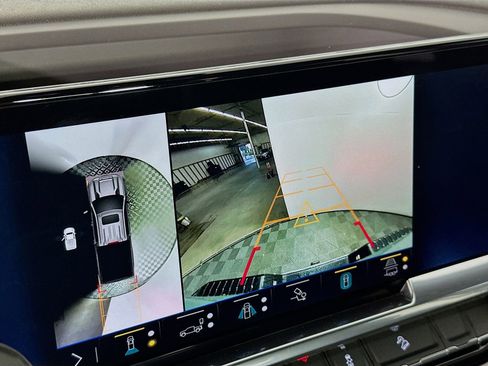 New 2025 Chevrolet Silverado 2500 LTZ w/ LTZ Convenience Package image 15