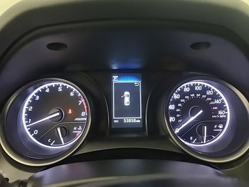 Used 2024 Toyota Camry SE FWD image 29