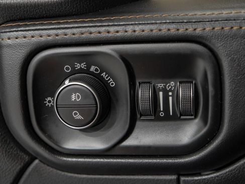 Used 2022 RAM 3500 Limited image 30