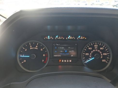 Certified 2019 Ford F150 XLT w/ Equipment Group 302A Luxury image 27