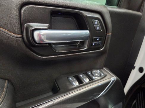 Used 2021 GMC Sierra 1500 AT4 w/ AT4 Premium Package AWD/4WD image 37