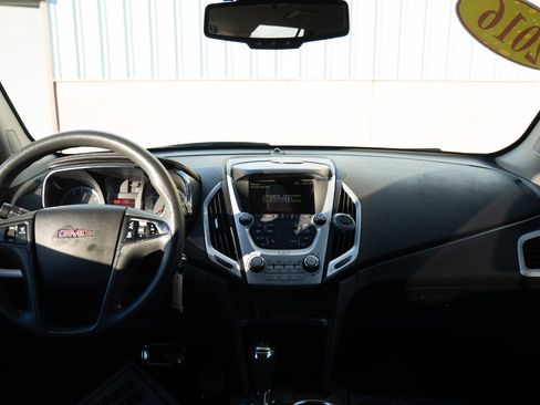 Used 2016 GMC Terrain SLE image 25