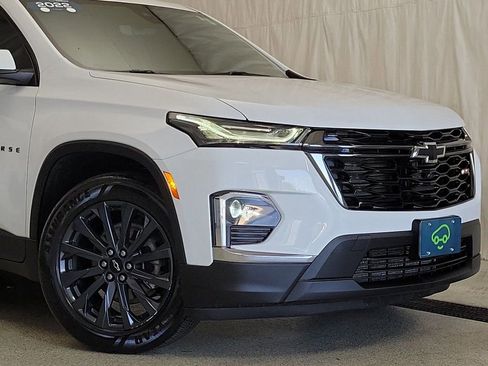 Certified 2022 Chevrolet Traverse RS w/ LPO, Floor Liner Package image 2