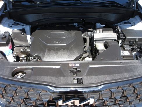 Used 2024 Kia Telluride EX X-Line AWD/4WD image 30