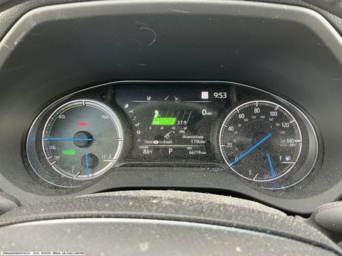 Used 2021 Toyota Venza XLE w/ Softex Package AWD/4WD image 12