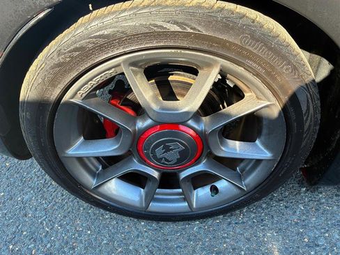 Used 2015 FIAT 500 Abarth FWD image 12