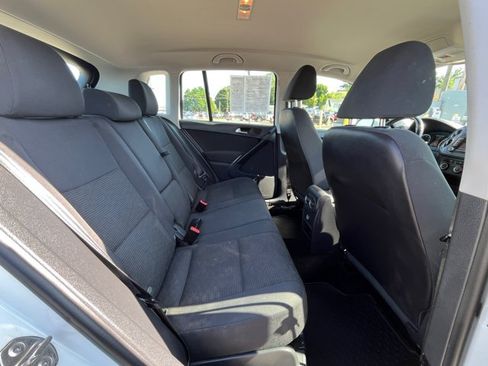 Used 2015 Volkswagen Tiguan S AWD/4WD image 24