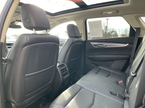 Used 2019 Cadillac XT5 Luxury image 10