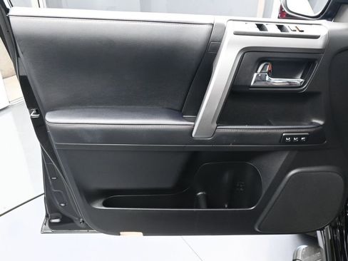 Used 2024 Toyota 4Runner Limited AWD/4WD image 13
