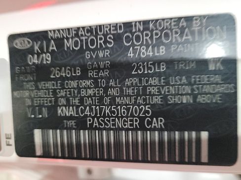 Used 2019 Kia Cadenza Technology image 33