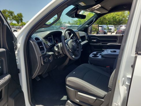 New 2025 RAM 2500 Big Horn w/ Safety Group image 11