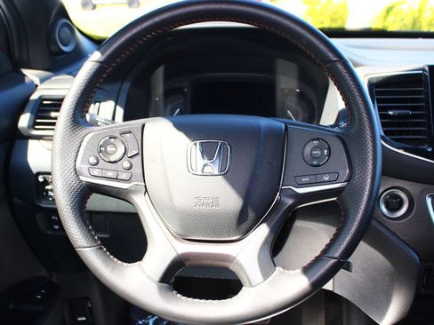 Used 2023 Honda Passport TrailSport image 18