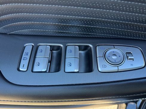 Used 2025 Hyundai Palisade Calligraphy image 13