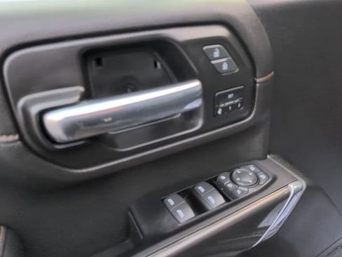 Used 2023 GMC Sierra 2500 AT4 w/ Gooseneck/5TH Wheel Package image 24