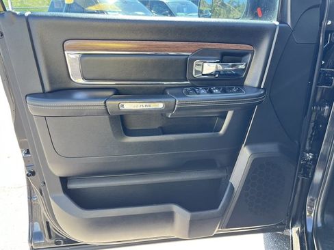 Used 2015 RAM 1500 Laramie w/ Convenience Group AWD/4WD image 13