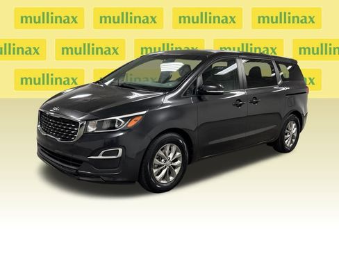 Used 2021 Kia Sedona LX image 8