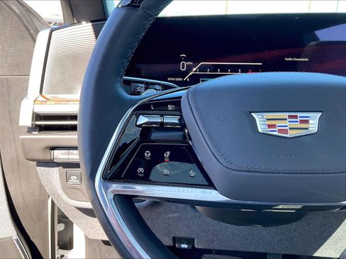 Used 2025 Cadillac Escalade Sport Platinum image 20