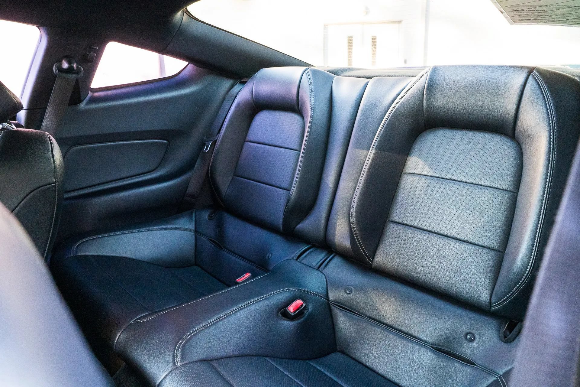 Used 2016 Ford Mustang GT Premium RWD image 24
