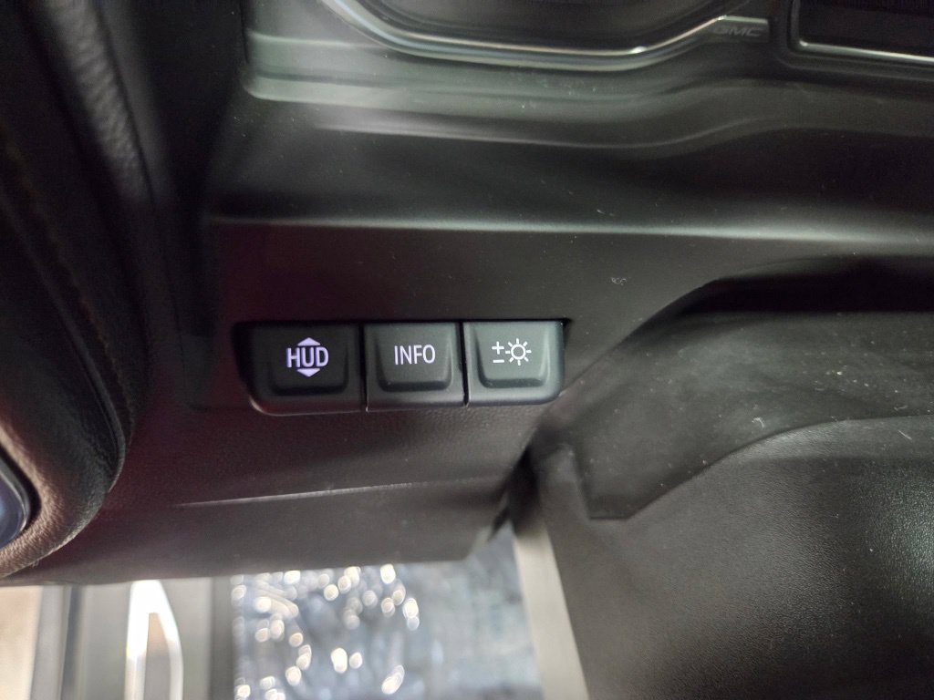 Used 2023 GMC Sierra 2500 AT4 w/ AT4 Premium Plus Package AWD/4WD image 30