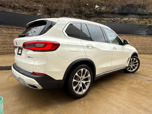 Used 2019 BMW X5 xDrive40i w/ Convenience Package image 3
