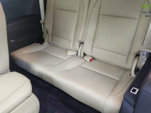 Used 2017 Acura MDX FWD w/ Advance Package image 34
