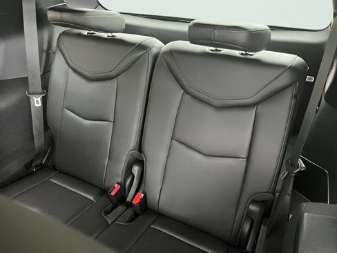 Used 2020 Cadillac XT6 Premium Luxury FWD image 31