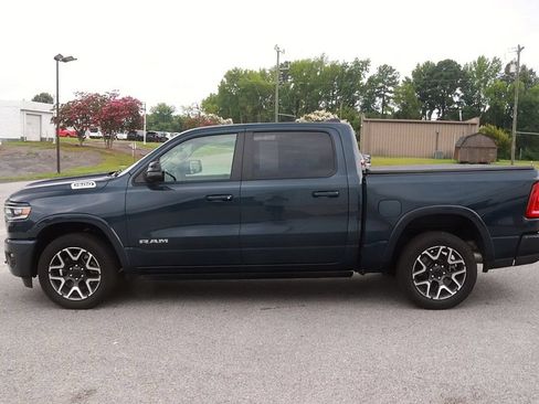 Used 2026 RAM 1500 Laramie AWD/4WD image 4
