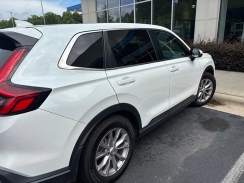 Used 2024 Honda CR-V EX image 10