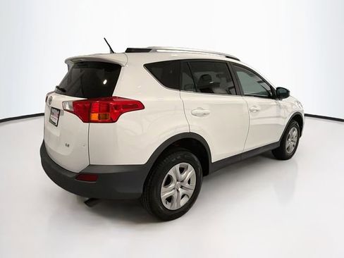 Used 2014 Toyota RAV4 LE FWD image 6