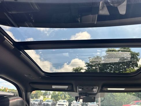 Used 2025 Toyota Sequoia TRD Pro AWD/4WD image 27