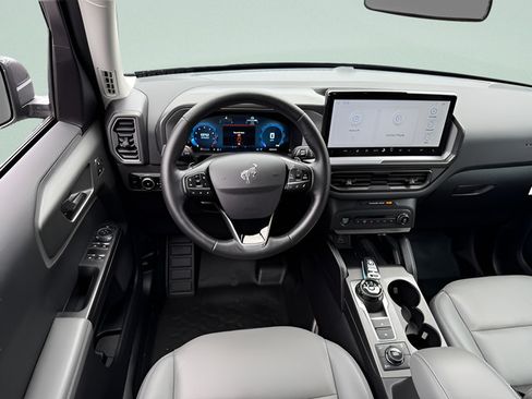 Used 2025 Ford Bronco Sport Badlands AWD/4WD image 7